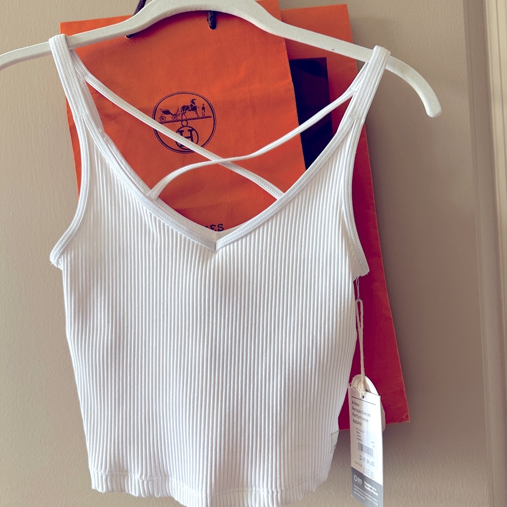 Vuori White Crop Tank Women’s